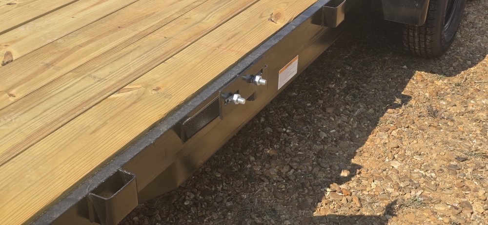 6' 10"x20' L&O Manufacturing LLC Car Hauler