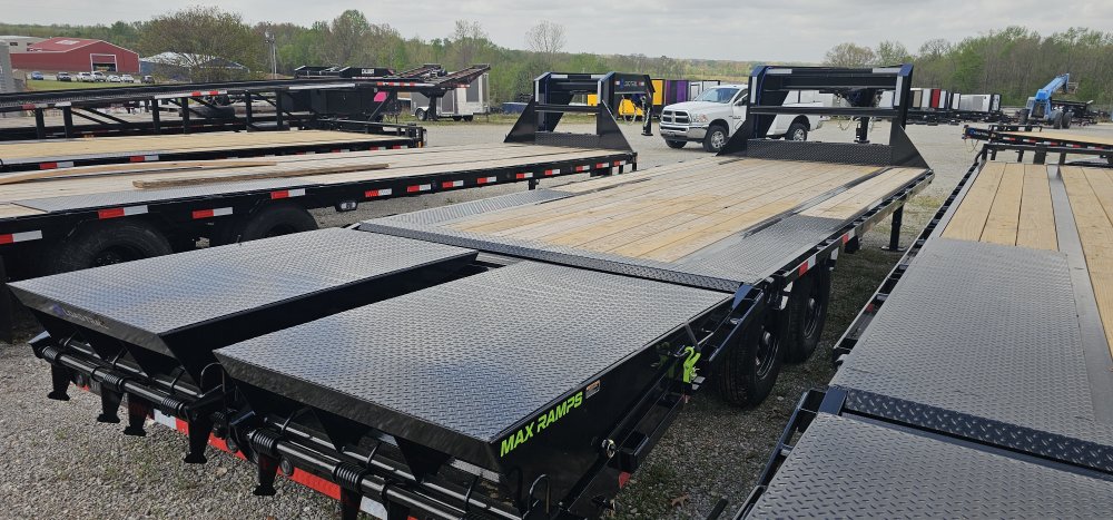 102"x25' Load Trail Gooseneck Flatbed