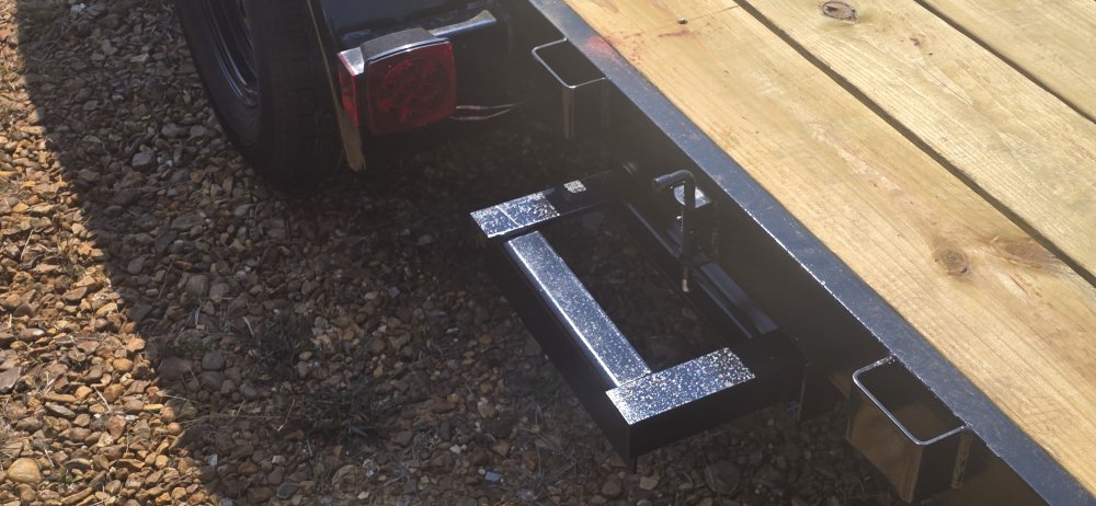 6' 10"x20' L&O Manufacturing LLC Car Hauler
