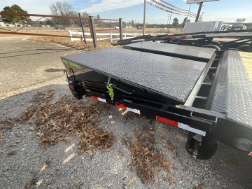102"x30' Load Trail Gooseneck Flatbed