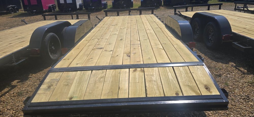6' 10"x20' L&O Manufacturing LLC Car Hauler