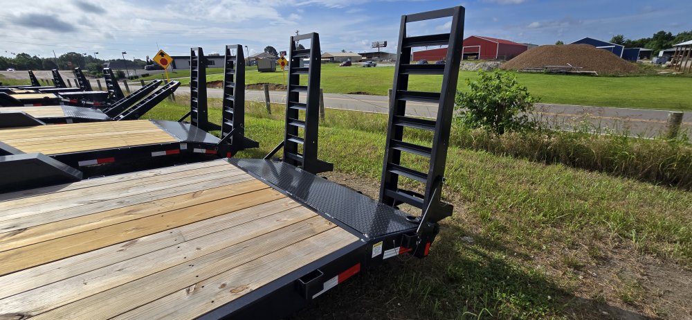 83"x20' Hillcrest Equipment Trailer 16k