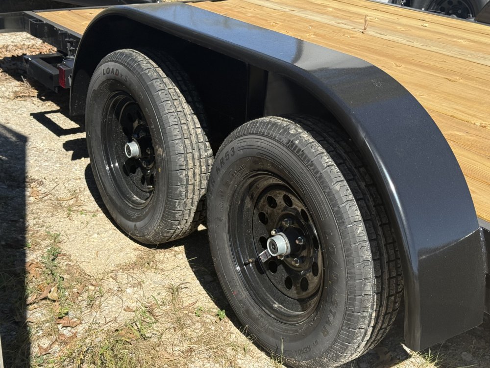 6' 10"x20' L&O Manufacturing LLC Car Hauler