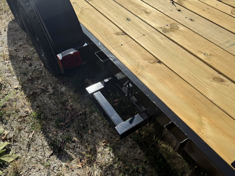 6' 10"x20' L&O Manufacturing LLC Car Hauler