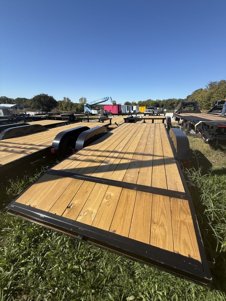 6' 10"x20' L&O Manufacturing LLC Car Hauler