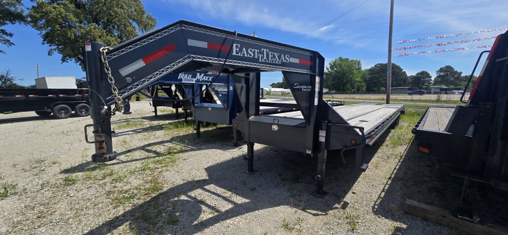 102"x40' East Texas Gooseneck Flatbed