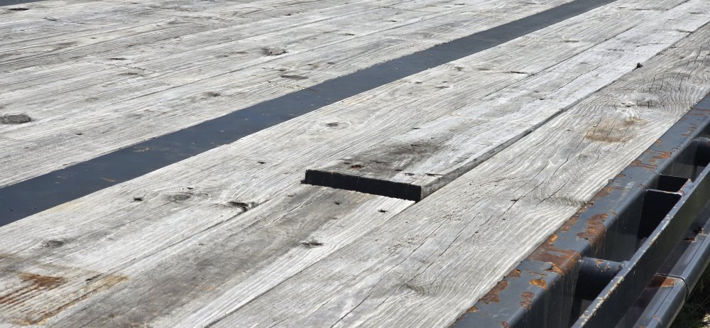 102"x40' East Texas Gooseneck Flatbed