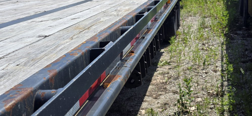 102"x40' East Texas Gooseneck Flatbed