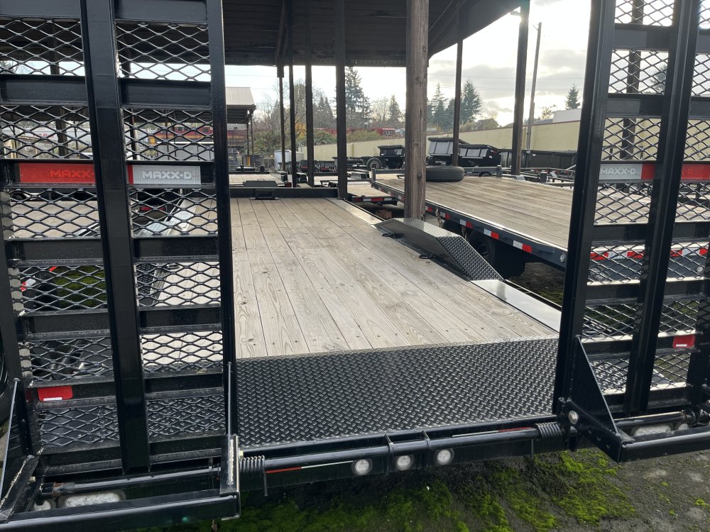 2025 24' x8' 6" Maxx-D H8X 8" CHANNEL BUGGY HAULER 17.5K