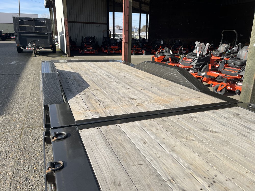 2024 24' x7' Maxx-D G8X 8" GRAVITY EQUIPMENT TILT TRAILER 17.5K