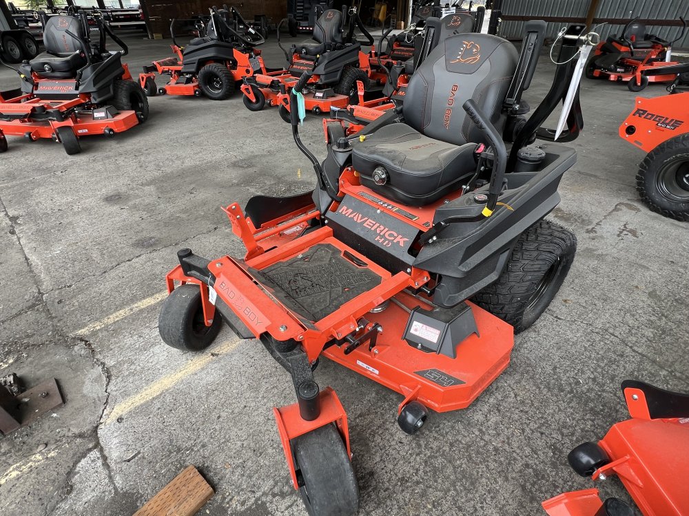 2025 Bad Boy MAVERICK HD 54" Kawasaki 726cc, 23.5 hp FX730 Lawn Mower