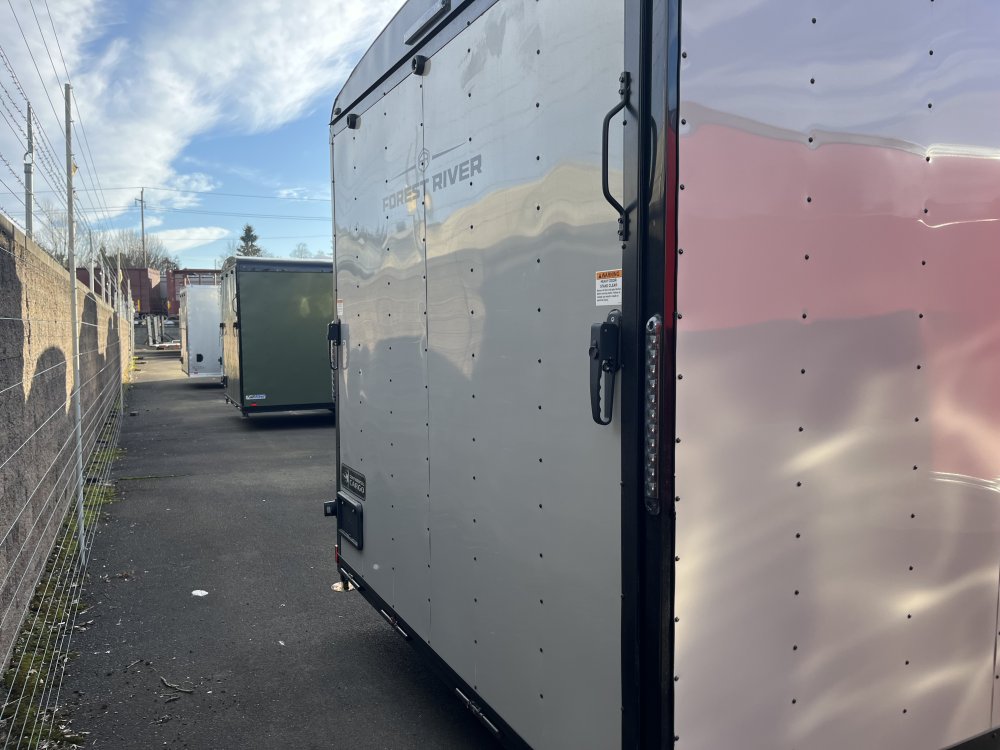 2026 24' x8' Continental Cargo Tailwind Series Enclosed Cargo Trailer 10K