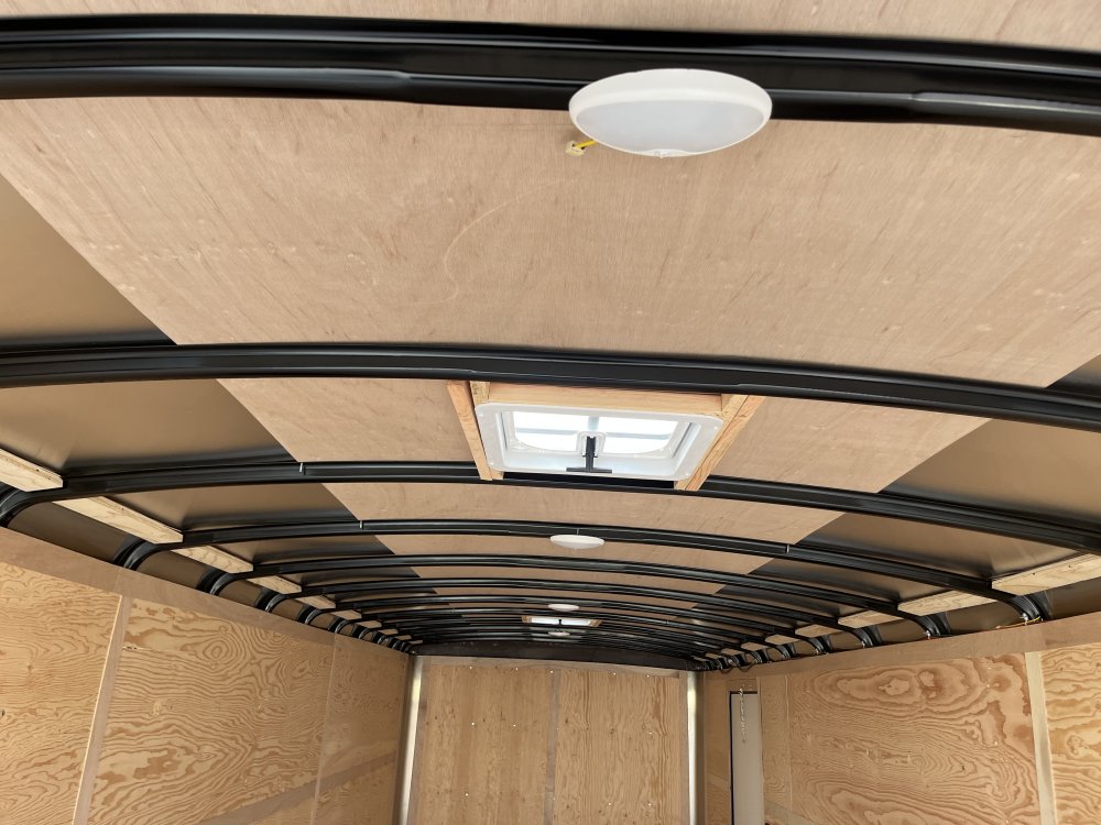 2026 24' x8' Continental Cargo Tailwind Series Enclosed Cargo Trailer 10K