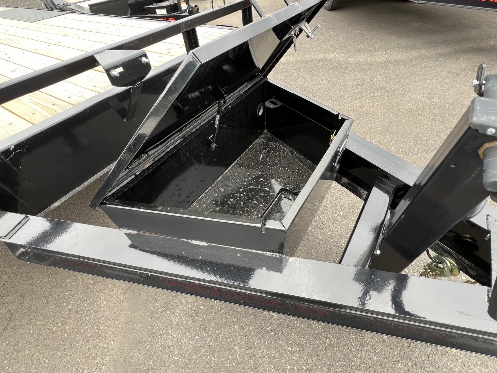 2025 20' x8' 6" MAXX-D DOX - 8INCH 10 LB I-BEAM DECKOVER TRAILER 14K