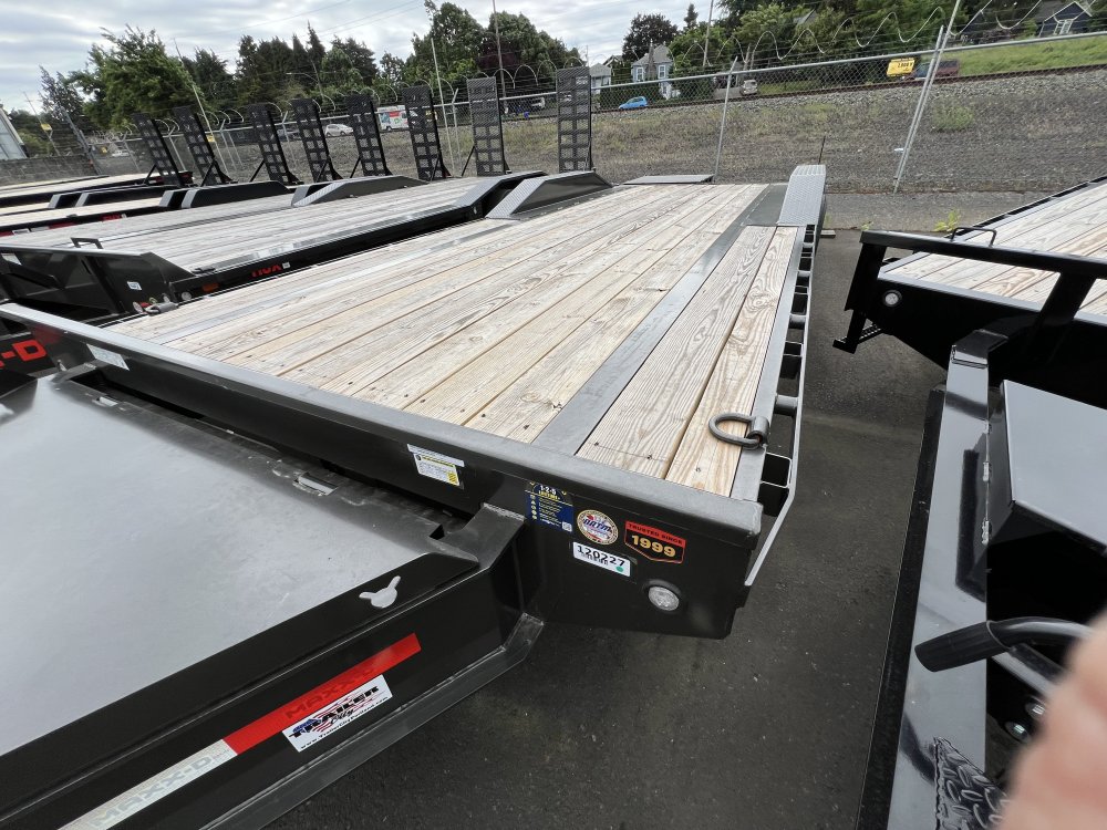 2025 24' x8' 6" MAXX-D H9X: Heavy-Duty Equipment Trailer 22K