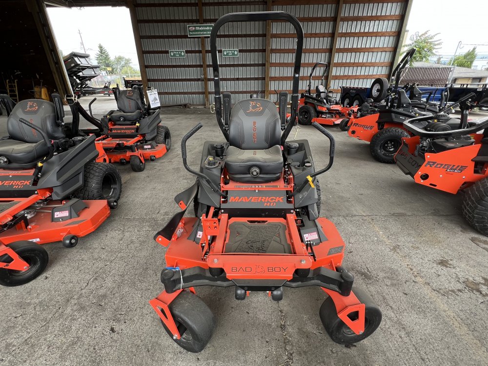 2025 Bad Boy MAVERICK HD 54" Kawasaki 726cc, 23.5 hp FX730 Lawn Mower