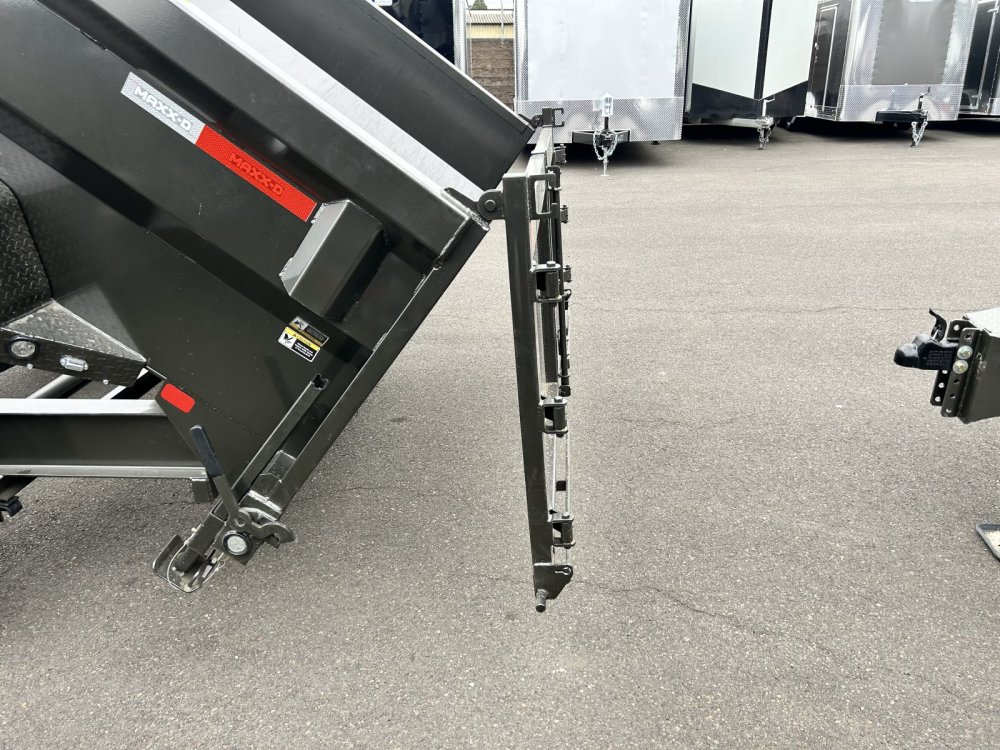 2026 MAXX-D DJX 7' x 16' Dump 17.5K with 3' Sides