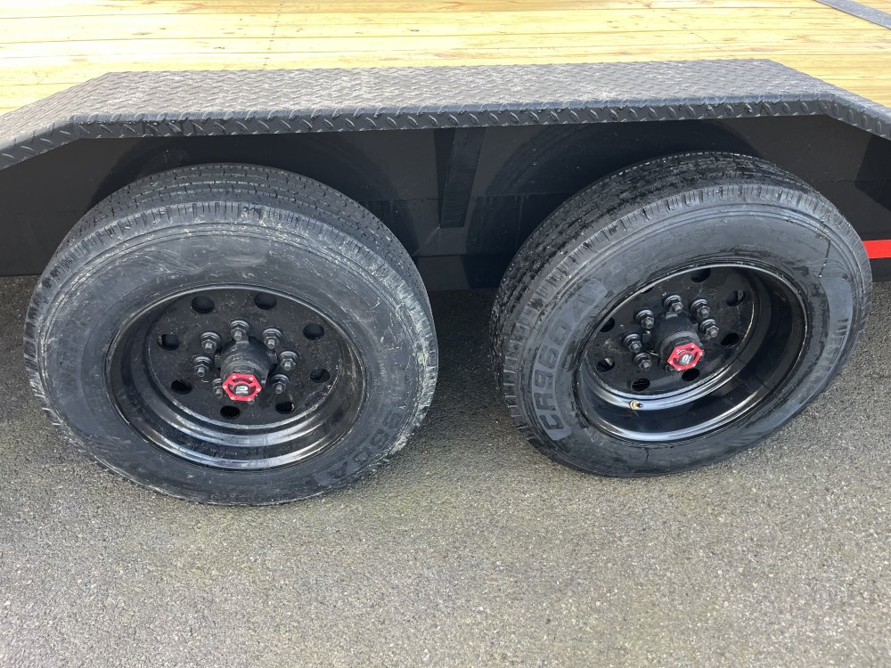 2026 8' 6" X 24' Maxx-D G8X 8" GRAVITY EQUIPMENT TILT TRAILER 17.5K Split Tilt with Drive Over Fenders