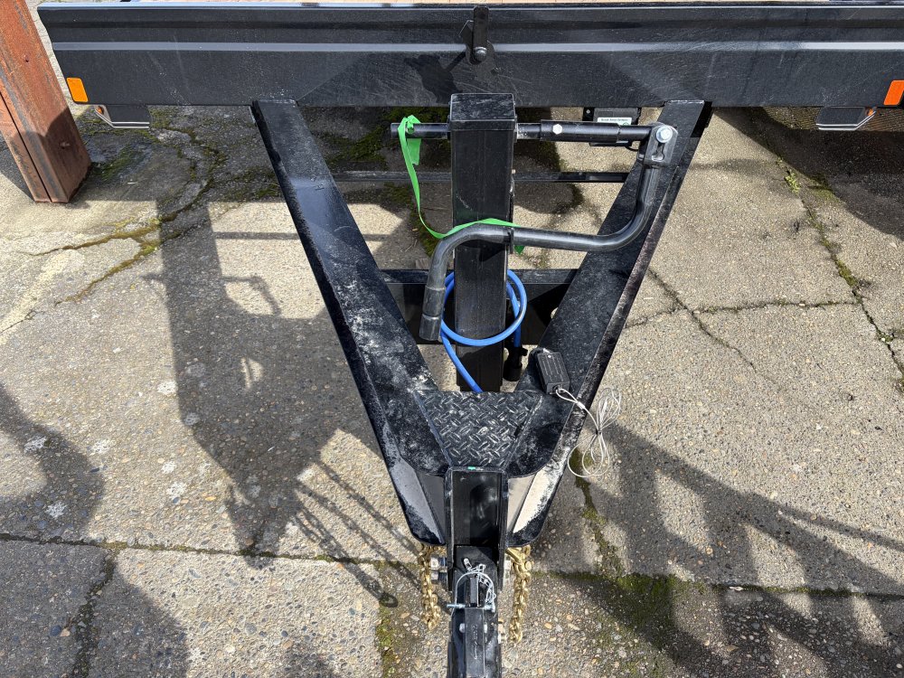 2026 Double A 15.4k 8'6" x 24' Deckover HB148-24