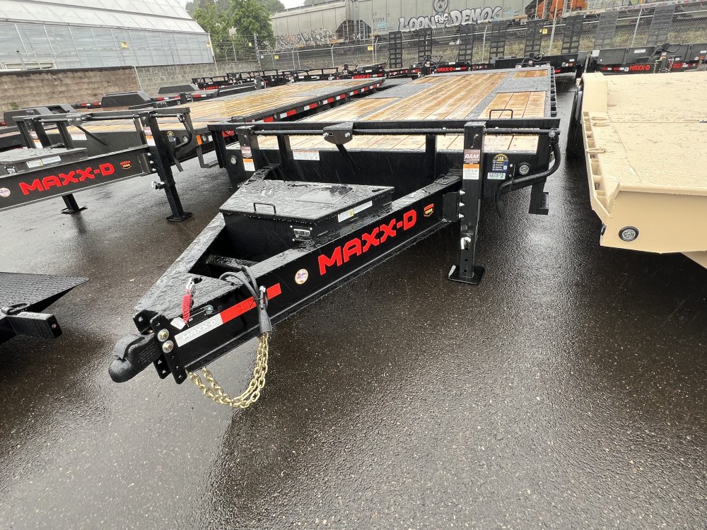 2026 24' x MAXX-D TOX - 8 INCH 10LB I-BEAM POWER TILT DECKOVER 17.5K