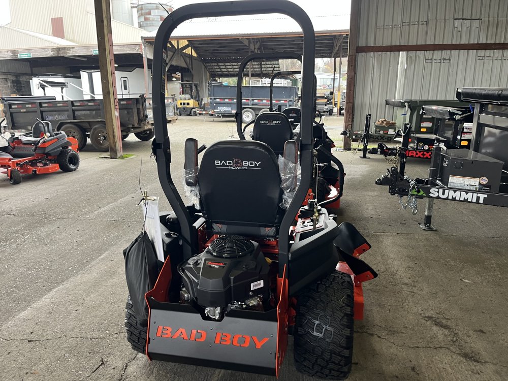 2026 MAVERICK 54" Kawasaki 726cc, 24 hp FR730 Lawn Mower Side Discharge