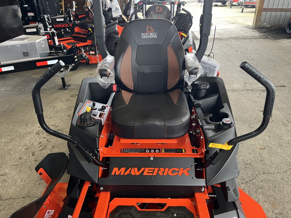 2026 MAVERICK 54" Kawasaki 726cc, 24 hp FR730 Lawn Mower Side Discharge