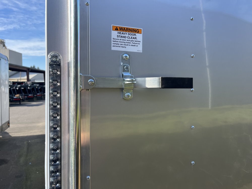 2026 24' x8' 6" Continental Cargo Tailwind Series Enclosed Cargo Trailer 10K