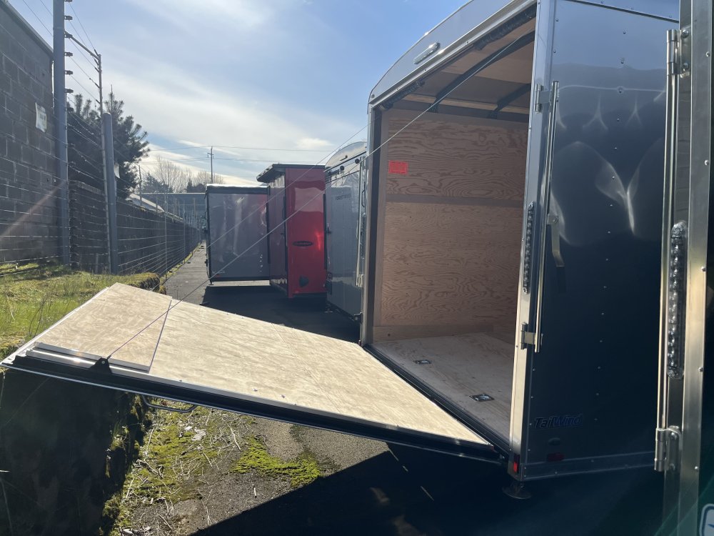 2026 24' x8' 6" Continental Cargo Tailwind Series Enclosed Cargo Trailer 10K