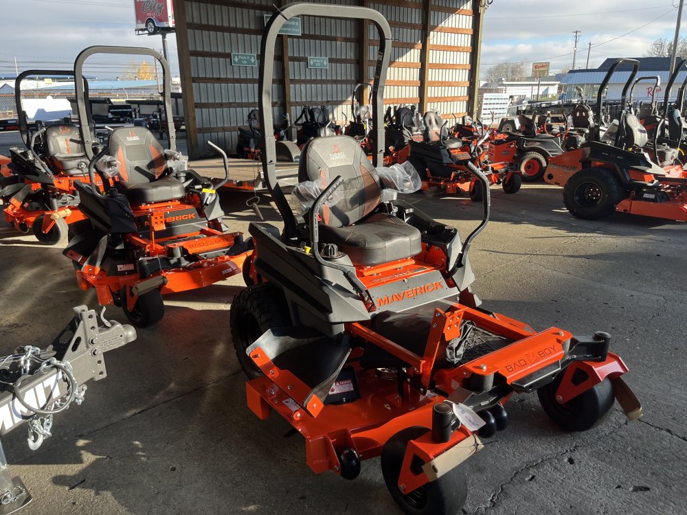 2026 MAVERICK 60" Kawasaki 726cc, 24 hp FS730 Lawn Mower Side Discharge