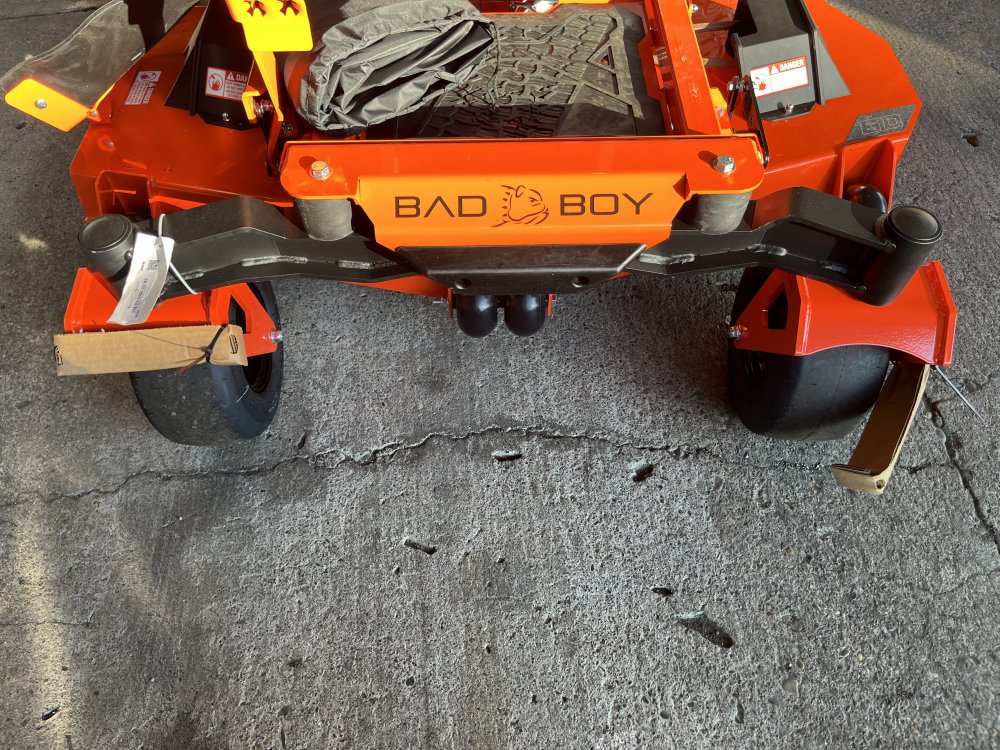 2026 MAVERICK 60" Kawasaki 726cc, 24 hp FS730 Lawn Mower Side Discharge