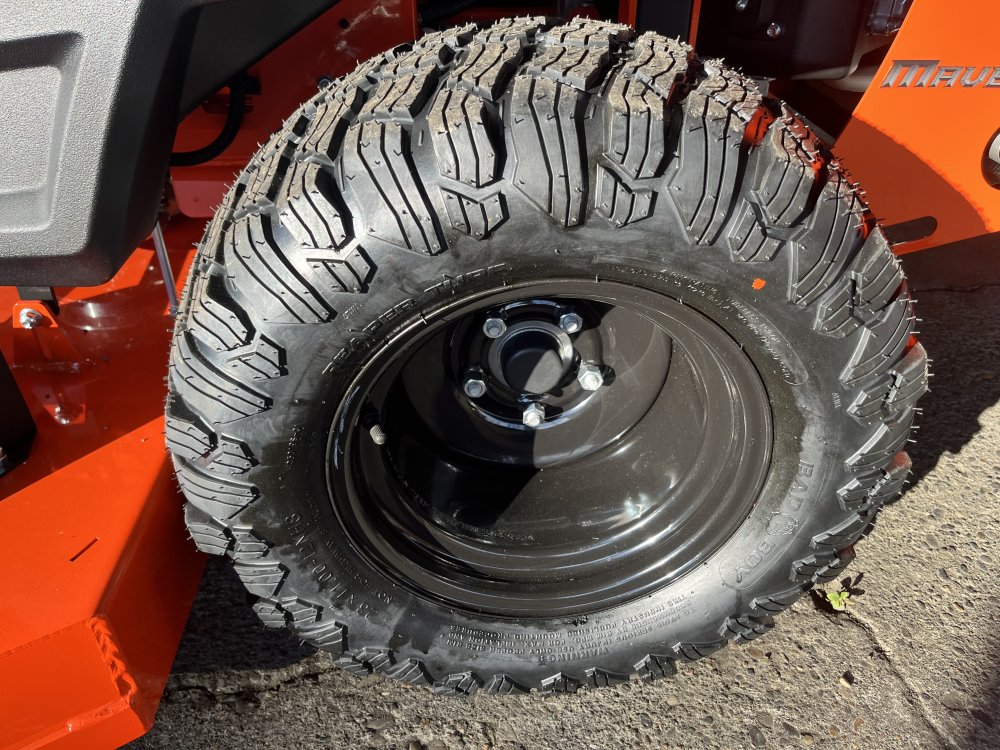 2026 MAVERICK 60" Kawasaki 726cc, 24 hp FS730 Lawn Mower Side Discharge