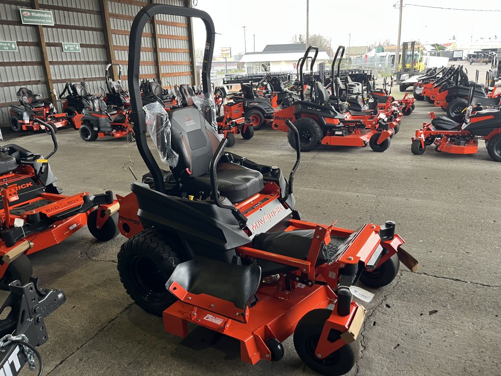 2026 MAVERICK 60" Kawasaki 726cc, 24 hp FS730 Lawn Mower Side Discharge