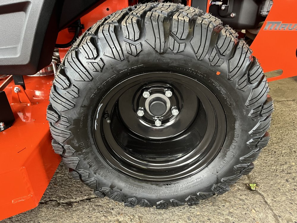 2026 MAVERICK 60" Kawasaki 726cc, 24 hp FS730 Lawn Mower Side Discharge