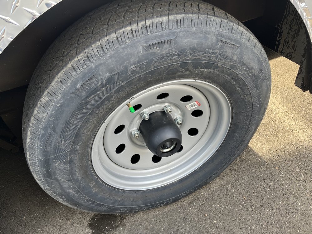 2026 20' x8' 6" Continental Cargo VHW V-Series Wedge 10K