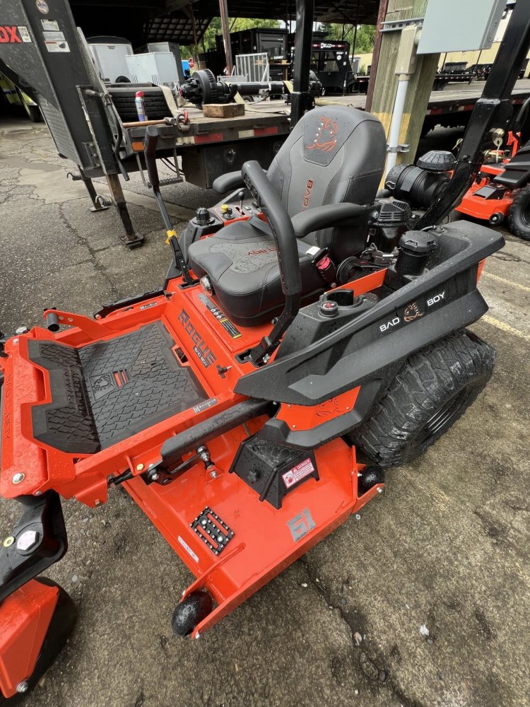 2025 Bad Boy ROGUE 61" Kawasaki 999cc, 35 hp FX1000 Rear Discharge