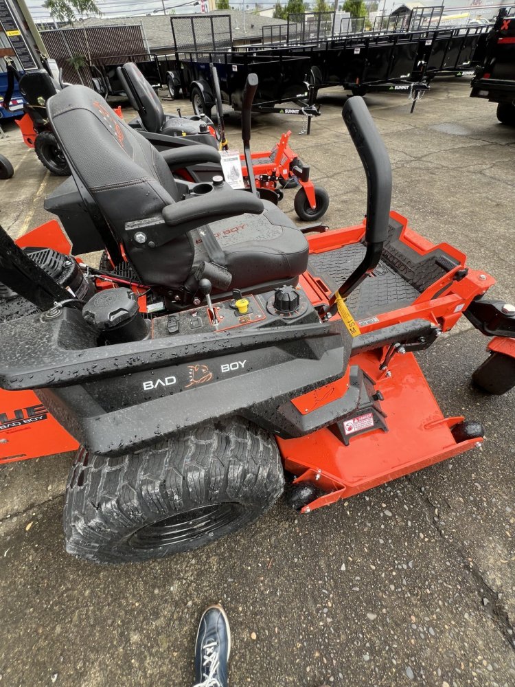 2025 Bad Boy ROGUE 61" Kawasaki 999cc, 35 hp FX1000 Rear Discharge