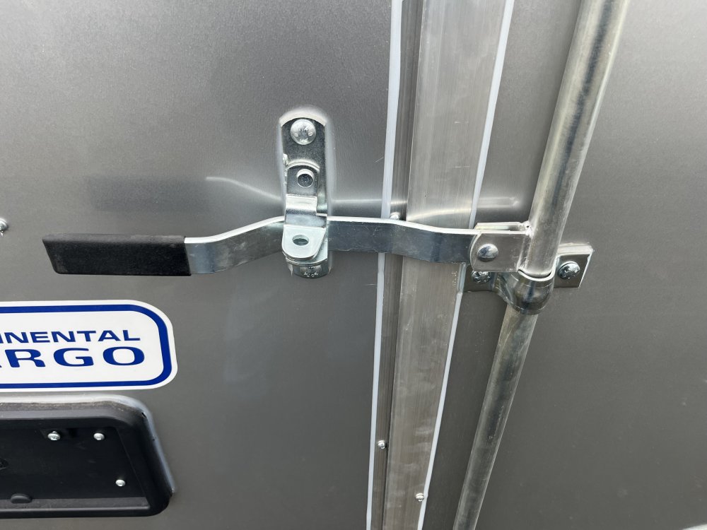 2026 10' x5' Continental Cargo VHW V-Series Wedge 2.9K