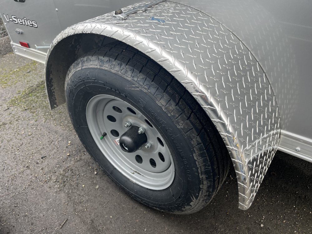 2026 10' x5' Continental Cargo VHW V-Series Wedge 2.9K