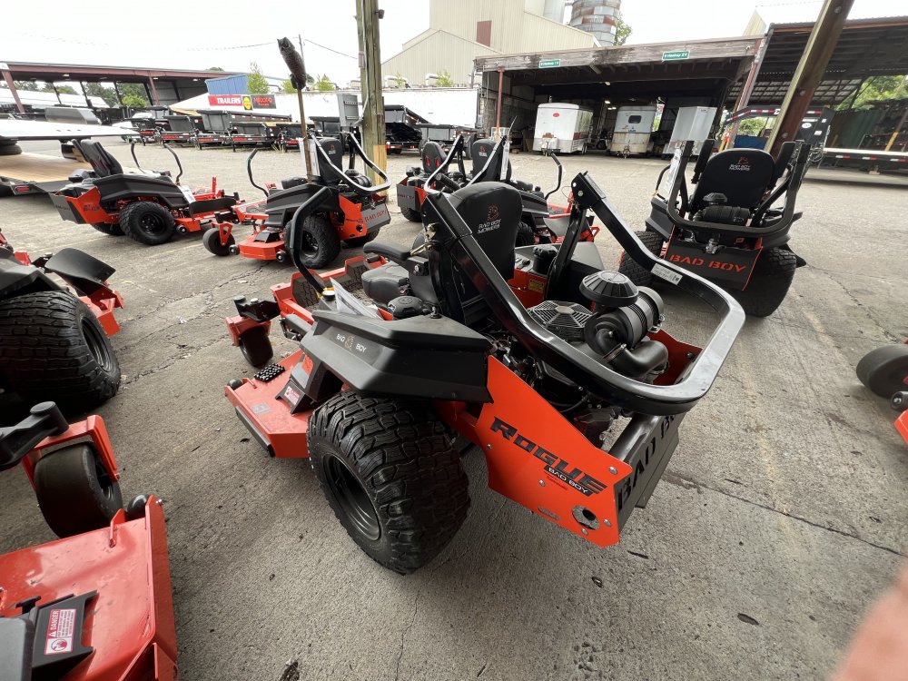 2025 Bad Boy ROGUE 61" Kawasaki 999cc, 35 hp FX1000 Side Discharge