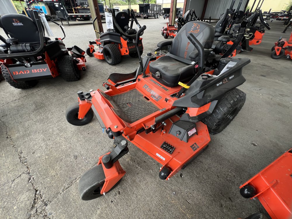 2025 Bad Boy ROGUE 61" Kawasaki 999cc, 35 hp FX1000 Side Discharge