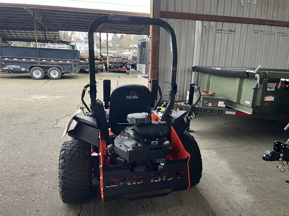 2025 Bad Boy ROGUE 61" Kawasaki 999cc, 38.5hp, FX1000 EFI Side Discharge