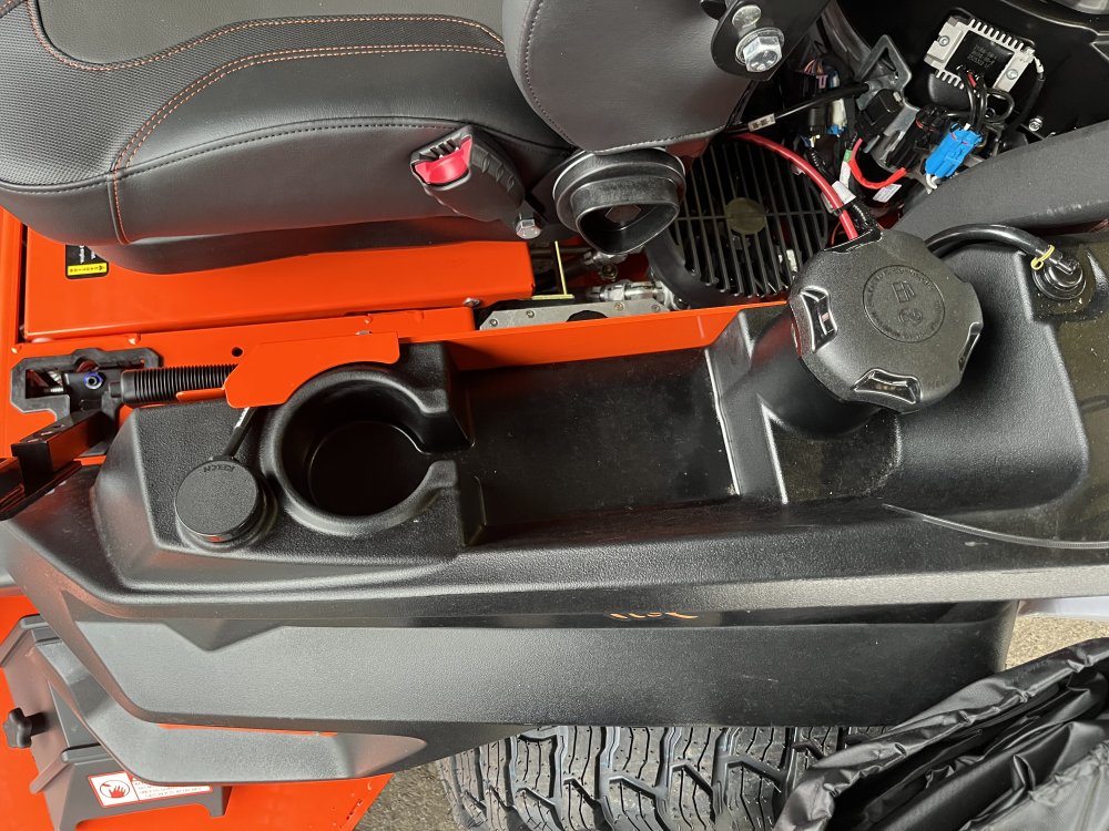 2025 Bad Boy ROGUE 61" Kawasaki 999cc, 38.5hp, FX1000 EFI Side Discharge