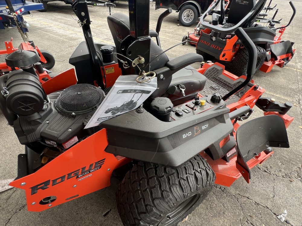 2025 Bad Boy ROGUE 61" Vanguard 993cc, 40hp 40 EFI Side Discharge