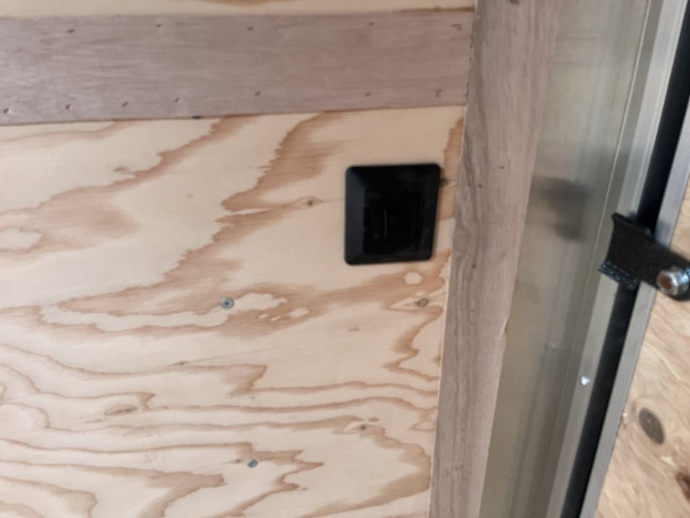 2026 20' x8' Continental Cargo Tailwind Series Enclosed Cargo Trailer 10K