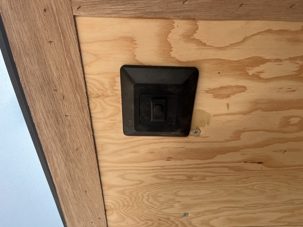 2026 20' x8' Continental Cargo Tailwind Series Enclosed Cargo Trailer 10K