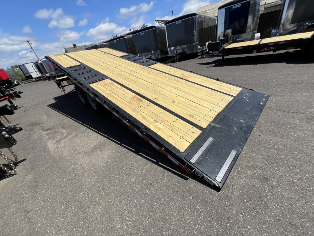 2026 24' x102" Behnke Deckover GDFB8X24TPT-20E 20K