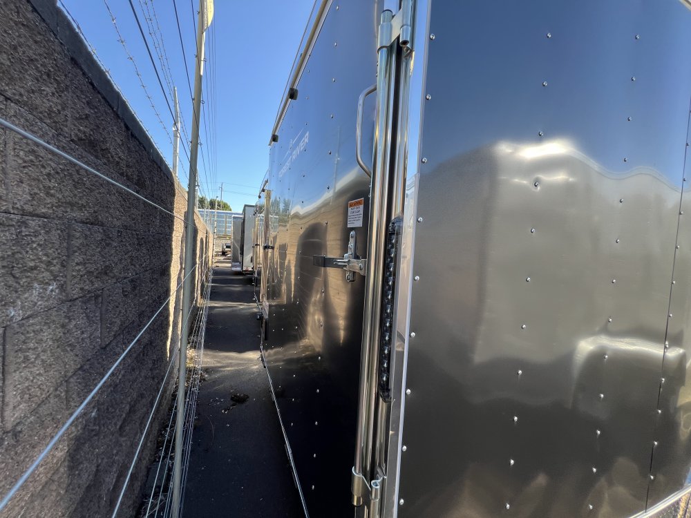 2026 20' x8' 6" Continental Cargo Continental Cargo Tailwind Series Enclosed Cargo Trailer 10K