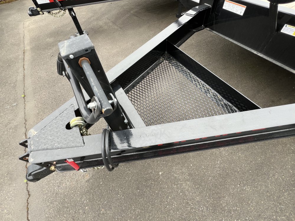 2025 20' x8' 6" MAXX-D DOX - 8INCH 10 LB I-BEAM DECKOVER TRAILER 15.4K