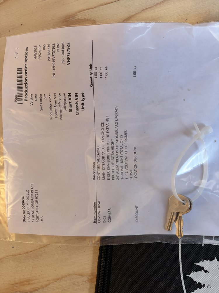 2027 10' x5' Continental Cargo VHW V-Series Wedge 2.9K