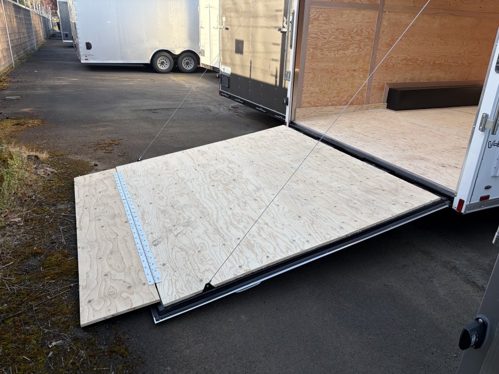 2027 20' x8' 6" Continental Cargo VHW V-Series Wedge 10K